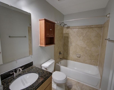 13826 Wakley Court - Photo Thumbnail 15