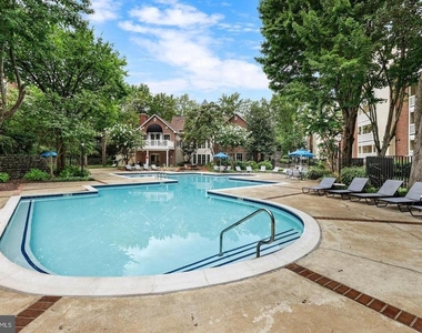 1534 Lincoln Way - Photo Thumbnail 28