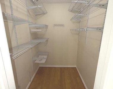 1534 Lincoln Way - Photo Thumbnail 12