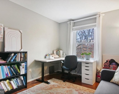 6301 Fenestra Court - Photo Thumbnail 11