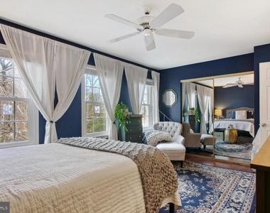 6301 Fenestra Court - Photo Thumbnail 9