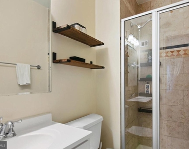 6301 Fenestra Court - Photo Thumbnail 13