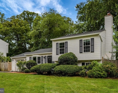 12607 Glenbrooke Woods Drive - Photo Thumbnail 2