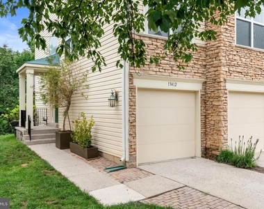 13412 Burrough Farm Drive - Photo Thumbnail 2