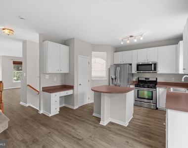 13412 Burrough Farm Drive - Photo Thumbnail 13