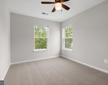 13412 Burrough Farm Drive - Photo Thumbnail 24