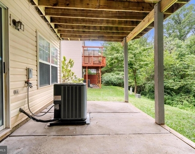 13412 Burrough Farm Drive - Photo Thumbnail 30