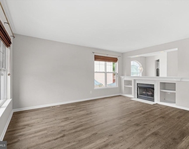 13412 Burrough Farm Drive - Photo Thumbnail 6