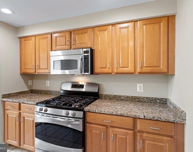 4480 Market Commons Drive - Photo Thumbnail 16