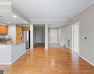 4480 Market Commons Drive - Photo Thumbnail 10