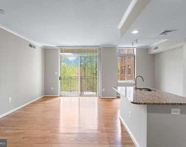 4480 Market Commons Drive - Photo Thumbnail 11