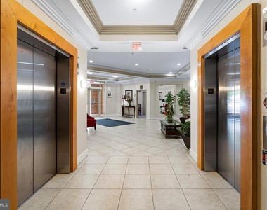 4480 Market Commons Drive - Photo Thumbnail 5