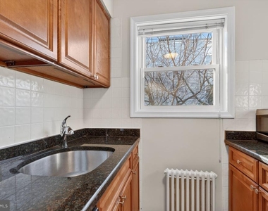 1410 Quinn Street - Photo Thumbnail 7