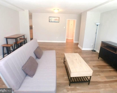 1111 Arlington Boulevard - Photo Thumbnail 19