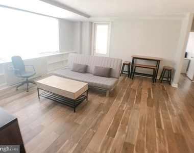 1111 Arlington Boulevard - Photo Thumbnail 21