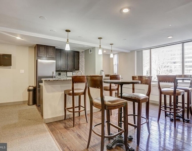 1121 Arlington Boulevard - Photo Thumbnail 24
