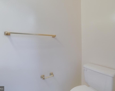 3050 S Glebe Road - Photo Thumbnail 58