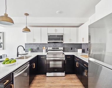6515 Ridge Avenue - Photo Thumbnail 1