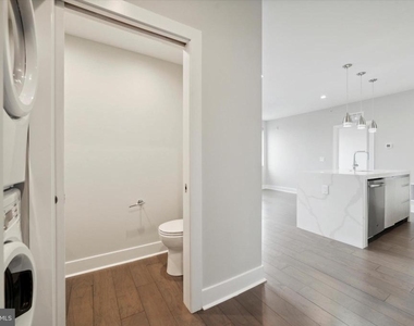 1405 Frankford Avenue - Photo Thumbnail 4