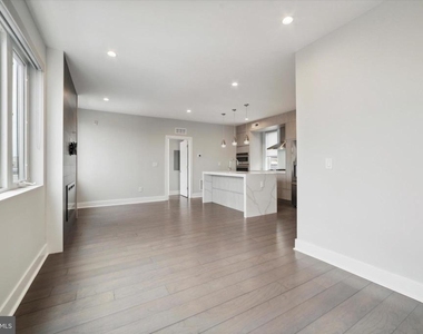 1405 Frankford Avenue - Photo Thumbnail 10