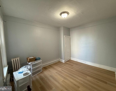 2423 E Allegheny Ave - Photo Thumbnail 5