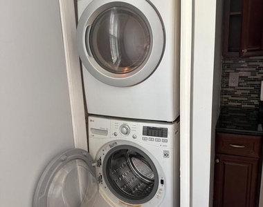 2423 E Allegheny Ave - Photo Thumbnail 10
