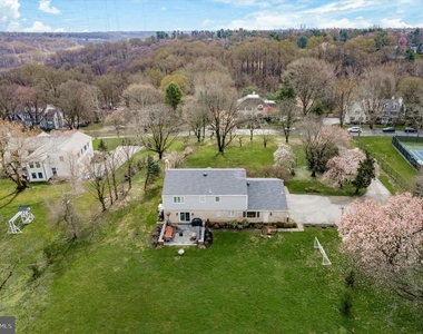 1530 Briar Hill Road - Photo Thumbnail 26