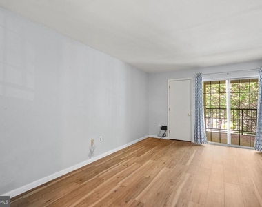 192 Valley Stream Lane - Photo Thumbnail 9