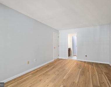 192 Valley Stream Lane - Photo Thumbnail 10