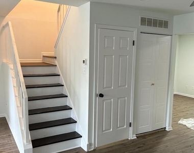 3230 Durham Place - Photo Thumbnail 8
