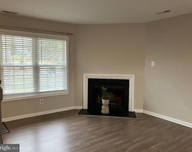 7 Parkview Circle - Photo Thumbnail 3