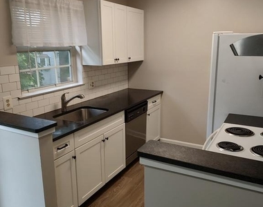 7 Parkview Circle - Photo Thumbnail 5