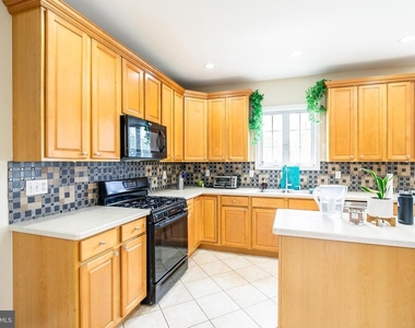 29 Vocisano Court - Photo Thumbnail 11