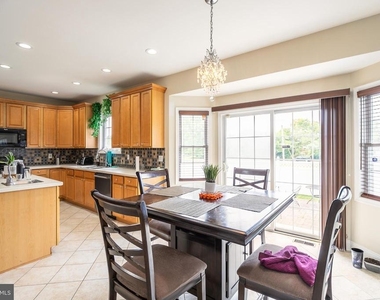29 Vocisano Court - Photo Thumbnail 14