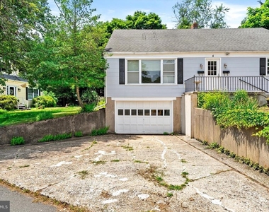 4 Pierson Place - Photo Thumbnail 18