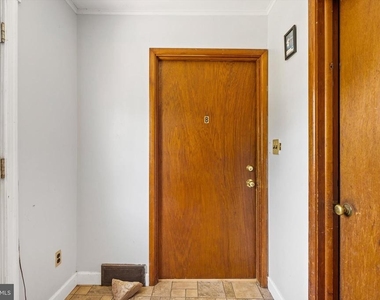 4 Pierson Place - Photo Thumbnail 20