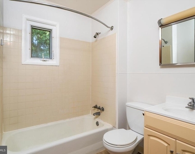 4 Pierson Place - Photo Thumbnail 8