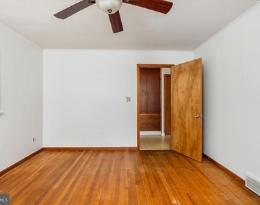 4 Pierson Place - Photo Thumbnail 11