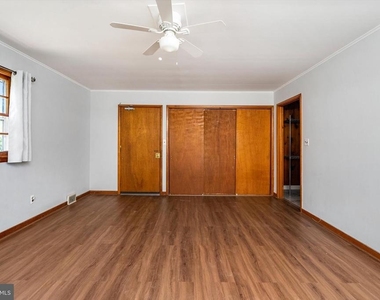 4 Pierson Place - Photo Thumbnail 4