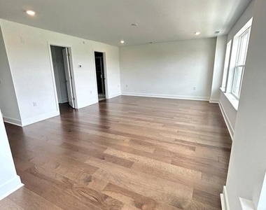 234 Cora Bergen Blvd - Photo Thumbnail 10