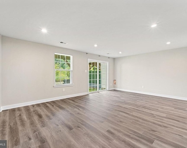 2 Sparrow Circle - Photo Thumbnail 3