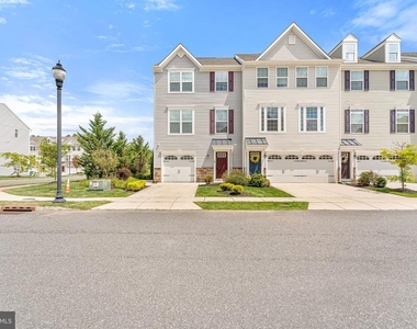 2 Sparrow Circle - Photo Thumbnail 1