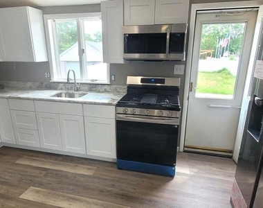 516 Summit Avenue - Photo Thumbnail 2