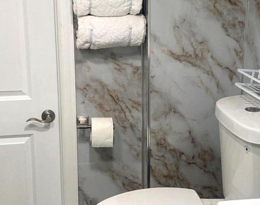 516 Summit Avenue - Photo Thumbnail 20