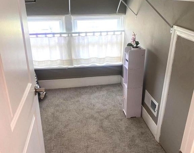516 Summit Avenue - Photo Thumbnail 21