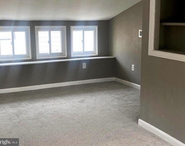 516 Summit Avenue - Photo Thumbnail 15