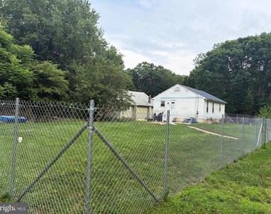 102 New Jersey Avenue - Photo Thumbnail 17