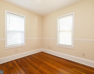 3 Lee Avenue - Photo Thumbnail 9