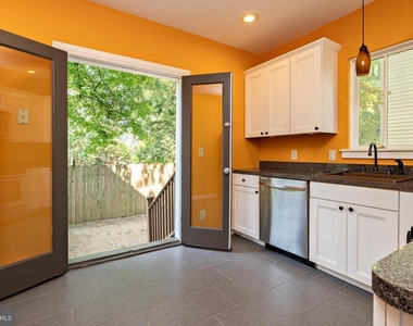 3 Lee Avenue - Photo Thumbnail 23