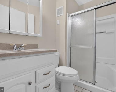 1301 Woodhollow Drive - Photo Thumbnail 22